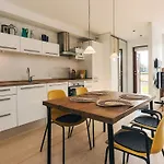 4 Person In Bogense-by Traum