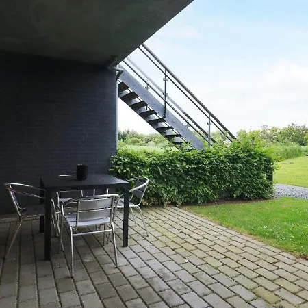 Apartment Iv