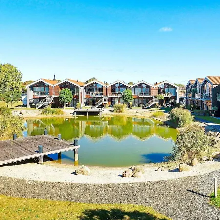 4 Person In Bogense-by Traum *